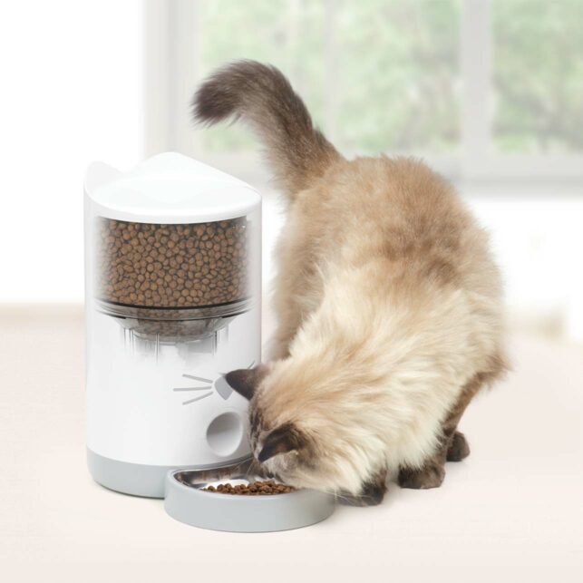 免费获取猫PIXI智能喂水机($99)和智能喂食机($119)